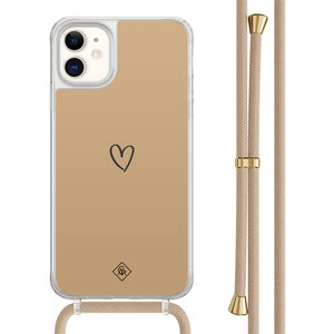 Casimoda iPhone 11 hoesje met beige koord - Hart bruin