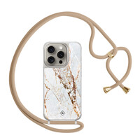 Casimoda iPhone 15 Pro hoesje met beige koord - Marmer goud