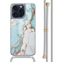 Casimoda iPhone 15 Pro Max hoesje met grijs koord - Marmer lichtblauw