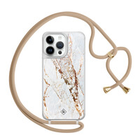 Casimoda iPhone 14 Pro Max hoesje met beige koord - Marmer goud