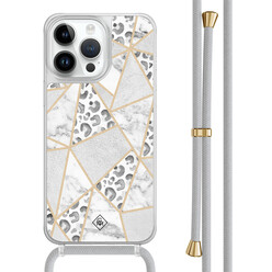 Casimoda iPhone 14 Pro Max hoesje met grijs koord - Stone & leopard