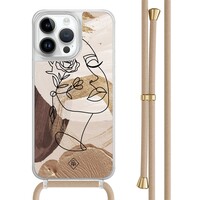 Casimoda iPhone 13 Pro Max hoesje met beige koord - Abstract gezicht bruin