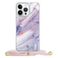 Casimoda iPhone 13 Pro Max hoesje met rosegoud koord - Marmer paars