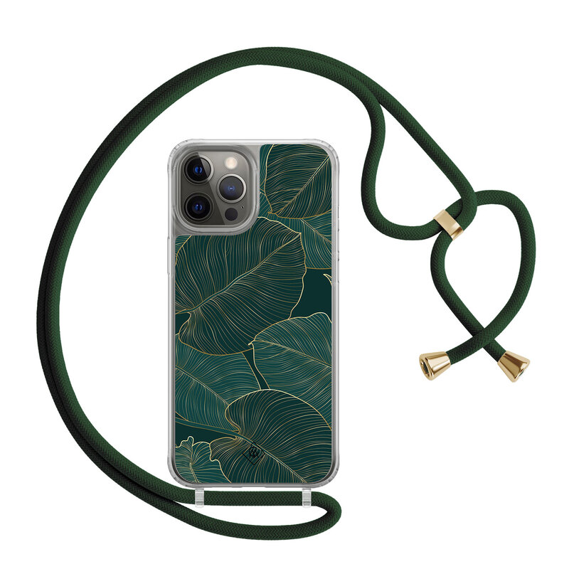 Casimoda iPhone 12 (Pro) hoesje met groen koord - Monstera leaves