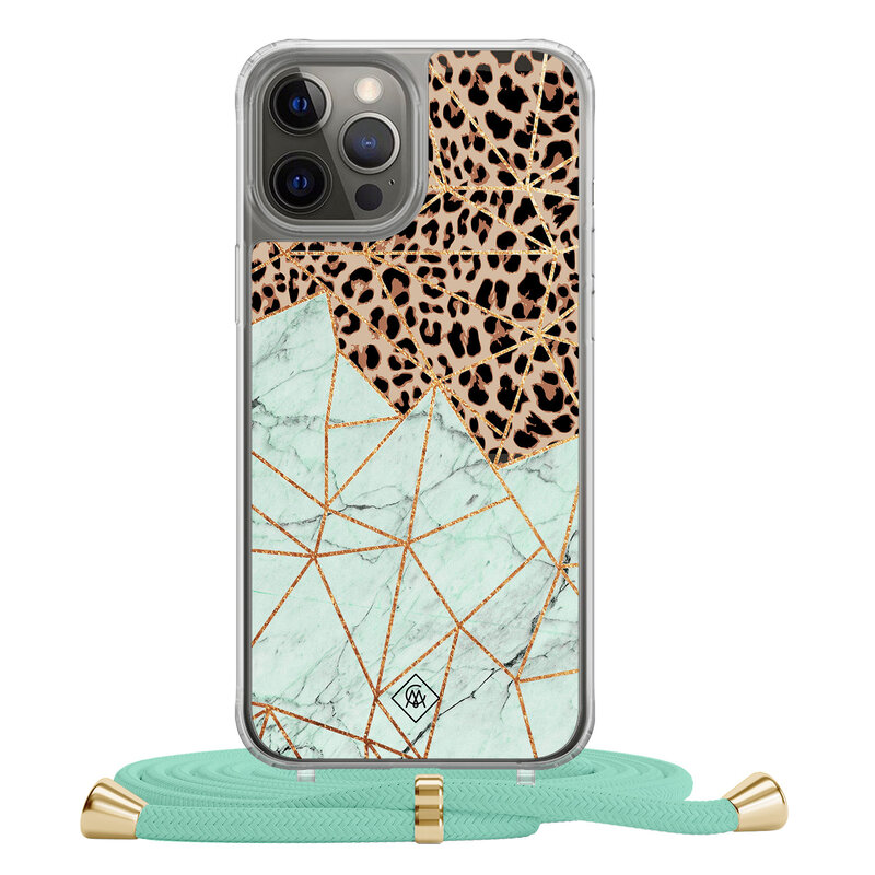 Casimoda iPhone 12 (Pro) hoesje met mint koord - Luipaard marmer mint