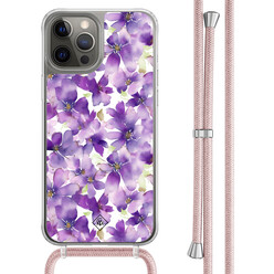 Casimoda iPhone 12 (Pro) hoesje met rosegoud koord - Floral violet