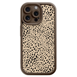 Casimoda iPhone 15 Pro Max bruine case - Spot on