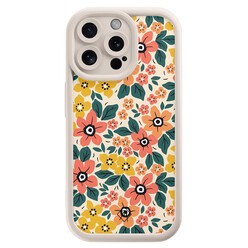 Casimoda iPhone 15 Pro Max beige case - Blossom