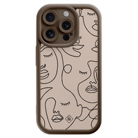 Casimoda iPhone 14 Pro bruine case - Abstract faces