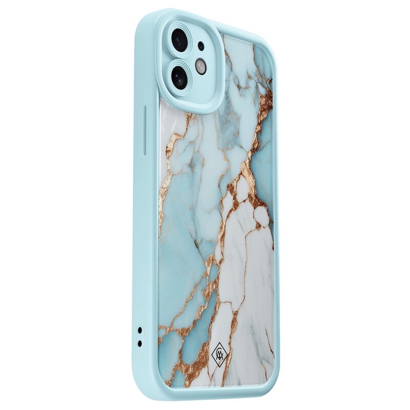 Casimoda iPhone 12 blauwe case - Marmer lichtblauw