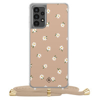 Casimoda Samsung Galaxy A13 4G hoesje met beige koord - Sweet daisies