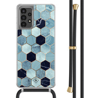 Casimoda Samsung Galaxy A13 4G hoesje met zwart koord - Blue cubes