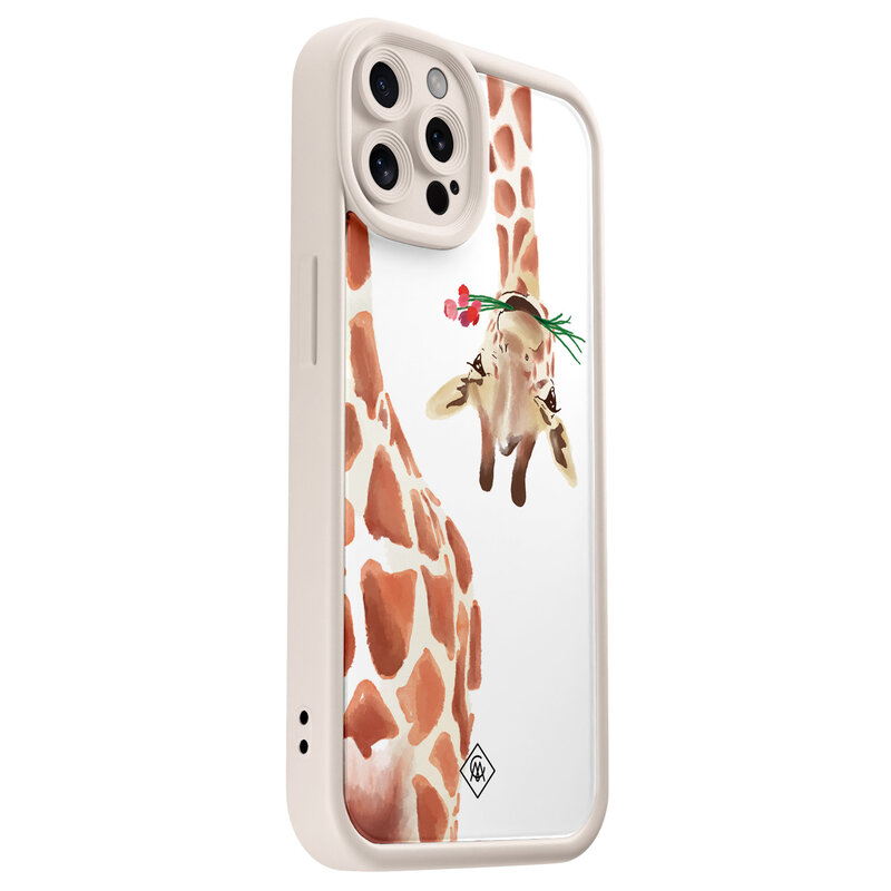 Casimoda iPhone 12 Pro beige case - Giraffe