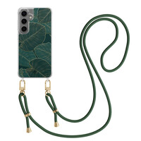 Casimoda Samsung Galaxy S24 hoesje met groen koord - Monstera leaves