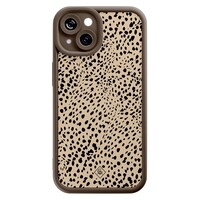 Casimoda iPhone 13 bruine case - Spot on