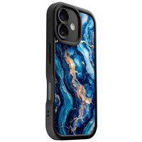 Casimoda iPhone 16 zwarte case - Ocean marble