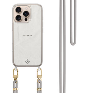 Casimoda iPhone 16 Pro hoesje met grijs koord - Vive la vie
