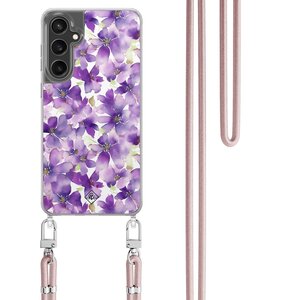 Casimoda Samsung Galaxy S24 FE hoesje met rosegoud koord - Floral violet