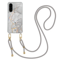 Casimoda Samsung Galaxy A56 hoesje met grijs koord - Marmer grijs