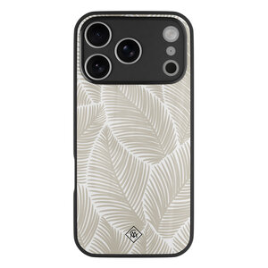 Casimoda iPhone 17 Pro glazen hardcase - Palmy leaves beige