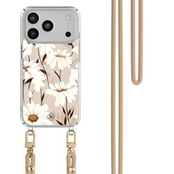 Casimoda iPhone 17 Pro hoesje met beige koord - In bloom