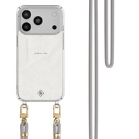 Casimoda iPhone 17 Pro hoesje met grijs koord - Vive la vie