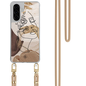 Casimoda Samsung Galaxy A57 hoesje met beige koord - Abstract gezicht bruin