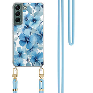 Casimoda Samsung Galaxy S22 Plus hoesje met blauw koord - Indigo gardens