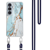 Casimoda Samsung Galaxy S26 hoesje met donkerblauw koord - Marmer lichtblauw