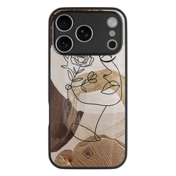 Casimoda iPhone 18 Pro glazen hardcase - Abstract gezicht bruin