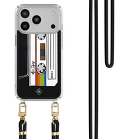 Casimoda iPhone 18 Pro hoesje met zwart koord - Cassette mixtape
