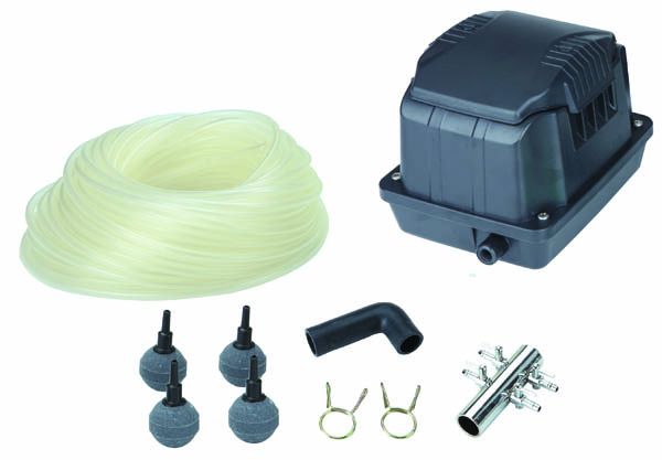 AQUAKING AK²-20 NG LUCHTPOMP 1200 L/U SET (AANSLUITSET, 4 X LUCHTSTEEN 30 MM, 25 MTR LUCHTSLANG)