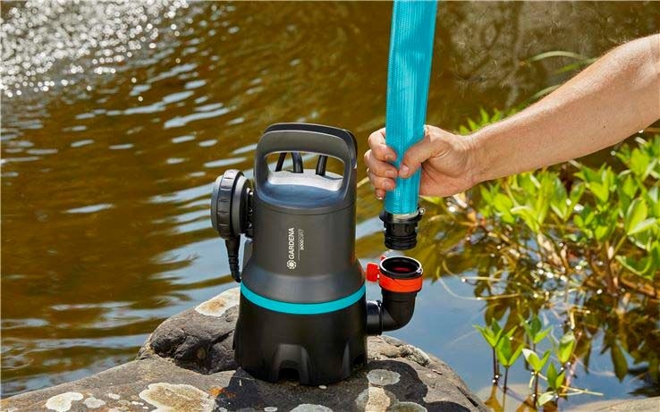 GARDENA SCHOONWATER DOMPELPOMP 9000 MET VLOTTER