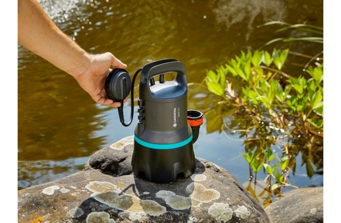 GARDENA VUILWATER DOMPELPOMP 9000 MET VLOTTER