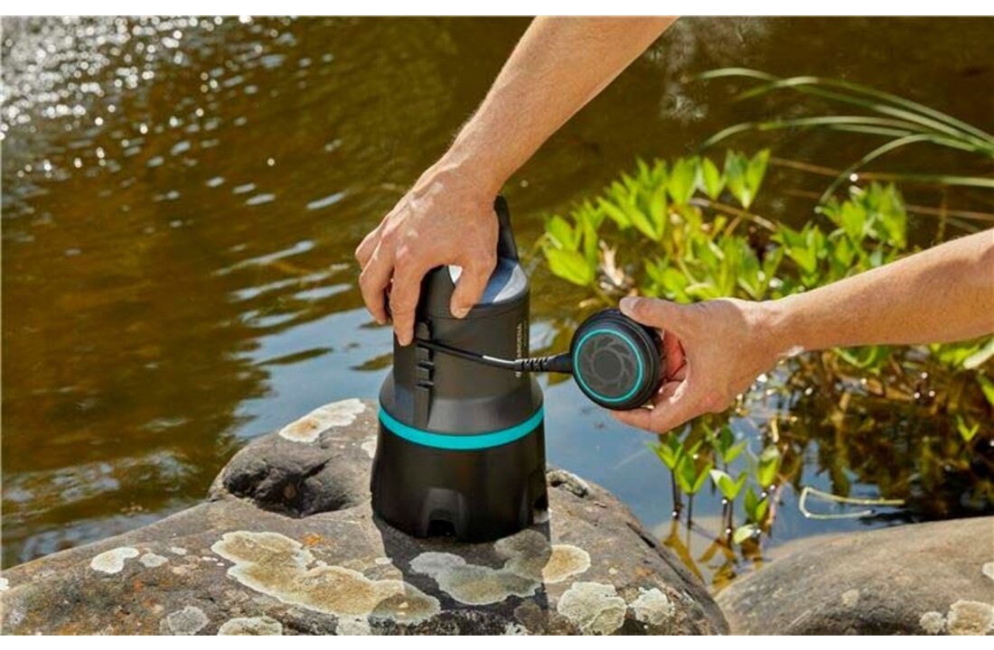GARDENA VUILWATER DOMPELPOMP 9000 MET VLOTTER