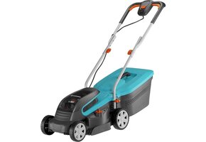 POWERMAX 32/36V P4A ACCU GRASMAAIER 32 CM 200 M² INCLUSIEF TWEE 18V ACCU'S EN LADER