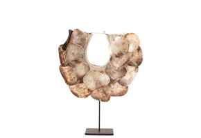 J-Line Necklace+Stand Lisa Deco Shells Purple: Kleurrijke Stijl