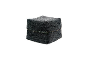 BAZAR BIZAR THE BEADED BASKET – BLACK – M