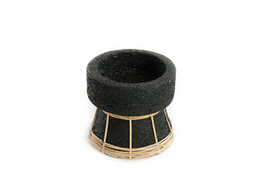 BAZAR BIZAR THE SERENE CANDLE HOLDER – TERRACOTTA/ROTAN ZWART/NATUREL S (12 CM)