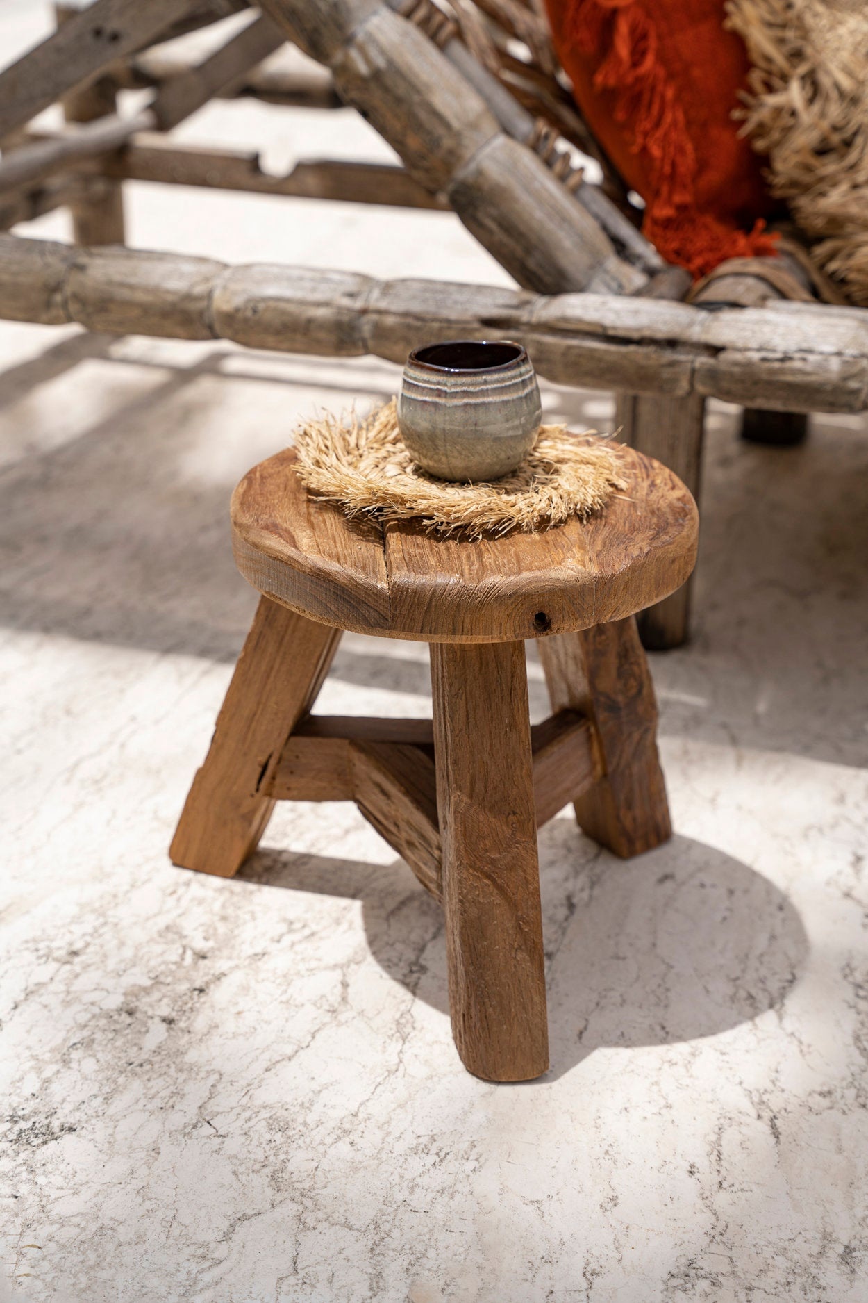 BAZAR BIZAR THE YATAI STOOL – GERECYCLEERD TEAK NATUREL M (33 CM)