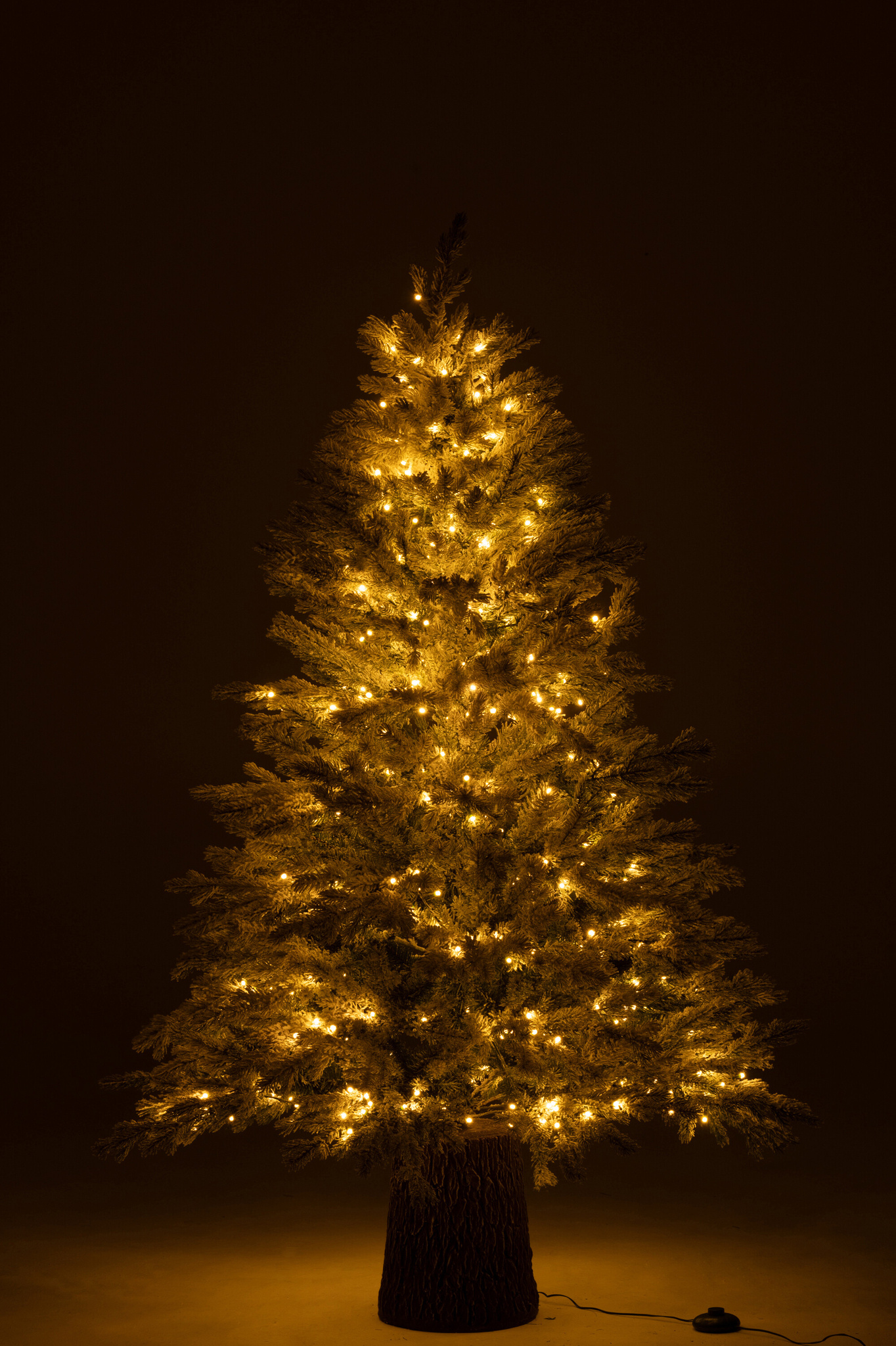 J-LINE KERSTBOOM 600 LED HOUTEN VOET BESNEEUWD KUNSTMATIG DONKERGROEN