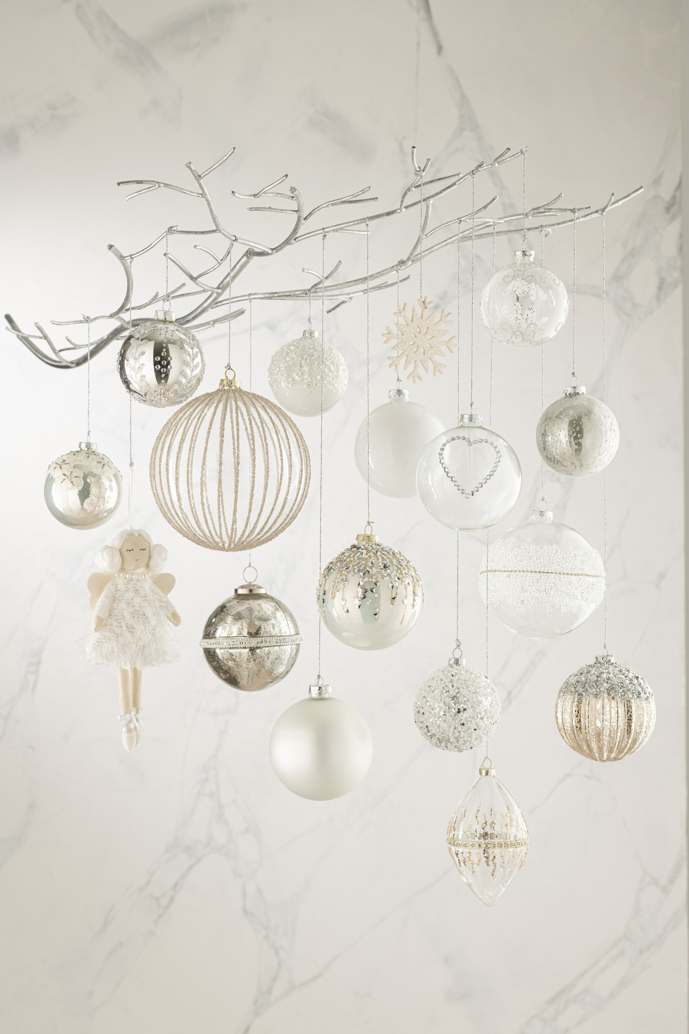 J-LINE DOOS VAN 6 KERSTBALLEN BLADEREN GLITTER GLAS GLANZEND ZILVER KLEIN