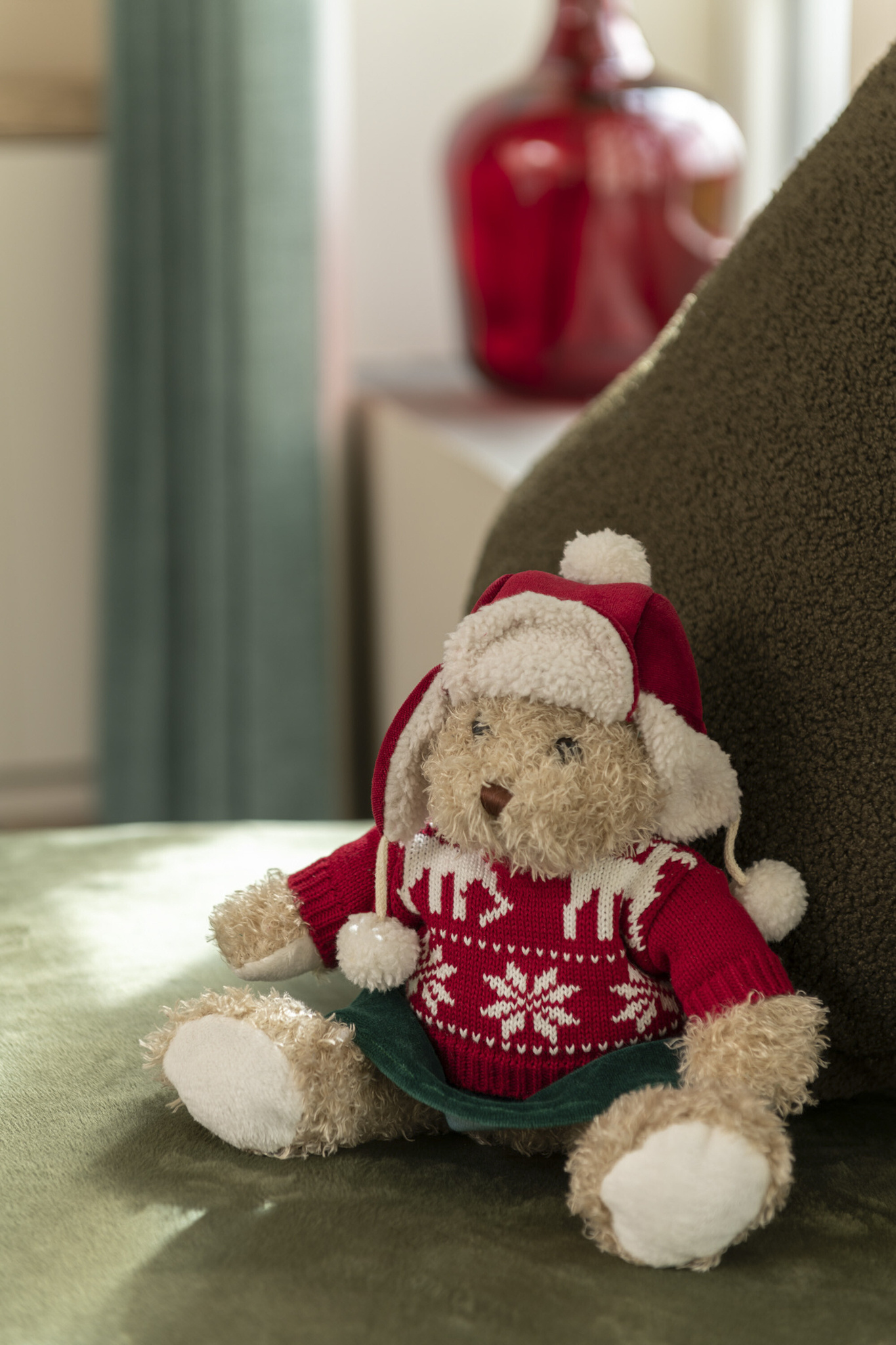 J-LINE BEERMEISJE KERSTTRUI + HOED TEXTIEL BEIGE/ROOD GROOTzei:  J-LINE BEERMEISJE KERSTTRUI + HOED TEXTIEL BEIGE/ROOD GROOT