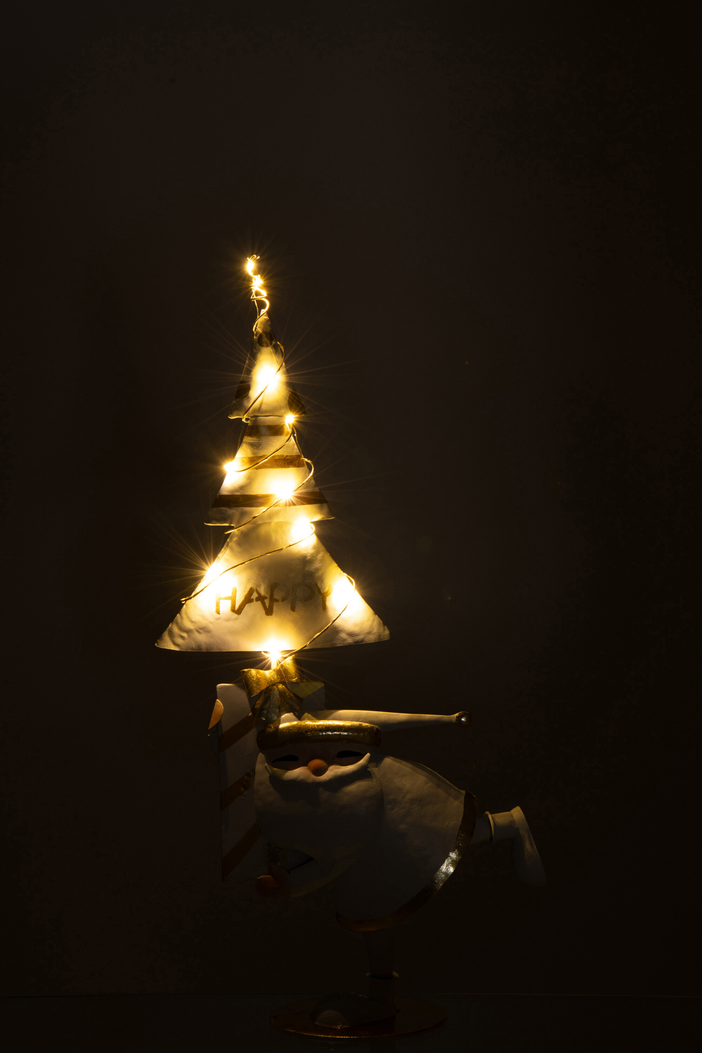 J-LINE KERSTMAN LED BOOM IJZER GOUDKLEURIG/WIT KLEIN