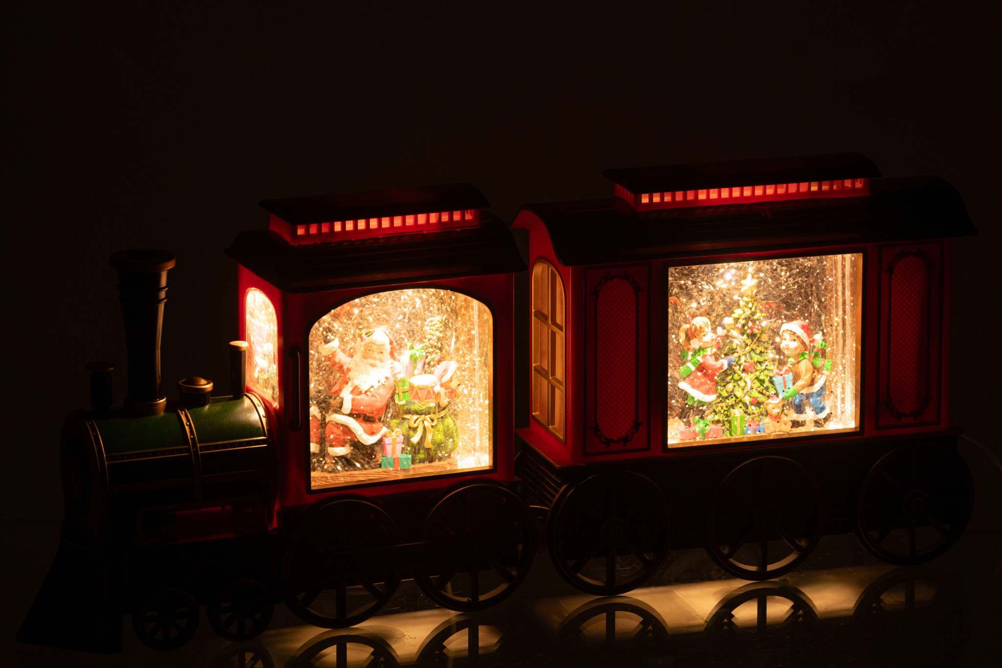 J-LINE TREIN MET LED-VERLICHTING + MUZIEK KERSTMAN PLASTIC MULTICOLOR