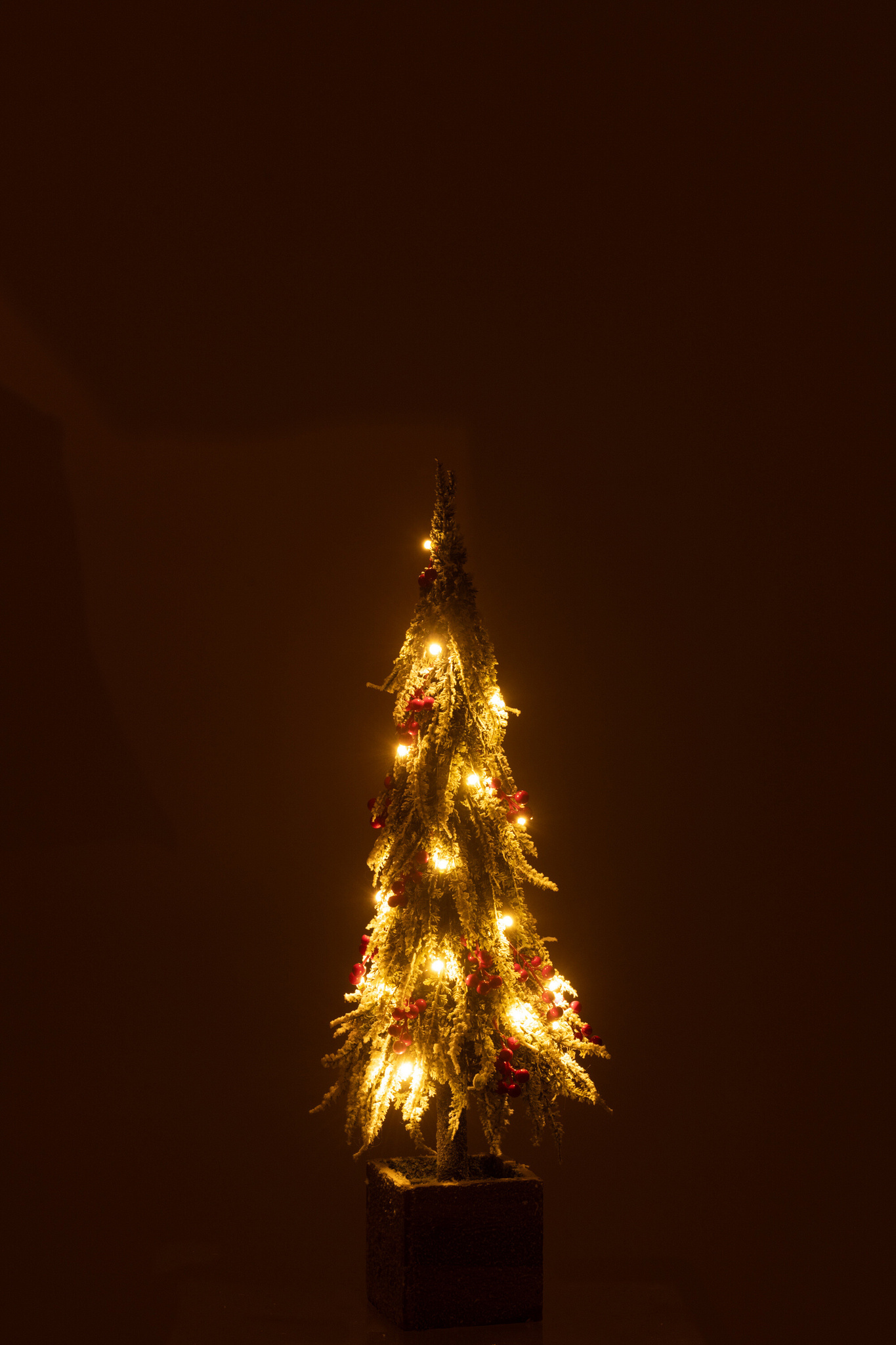 J-LINE KERSTBOOM + LED KUNSTMATIGE SNEEUW GROEN/ROOD MIDDELGROOT