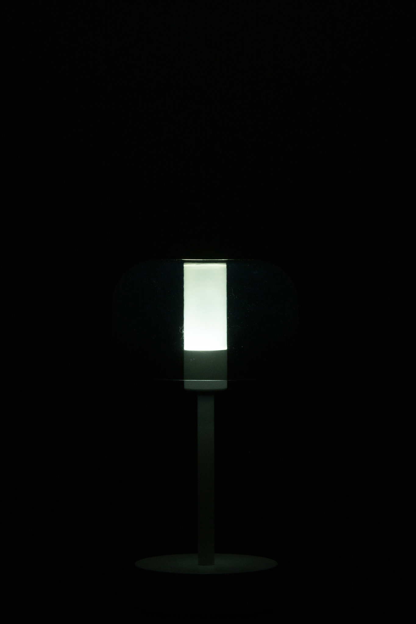 J-LINE TAFELLAMP WOA METAAL WIT