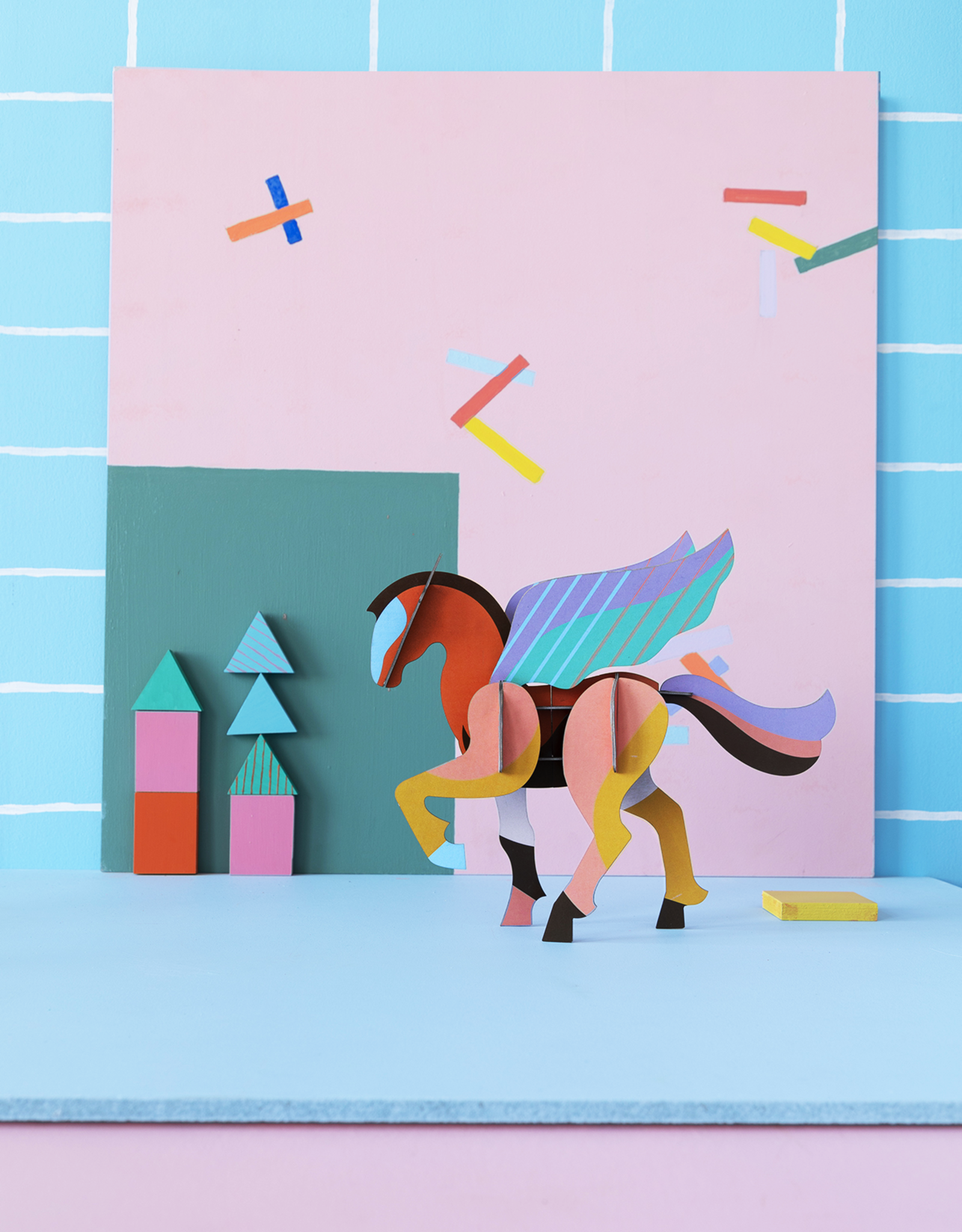 Studioroof Totem Giant Pegasus