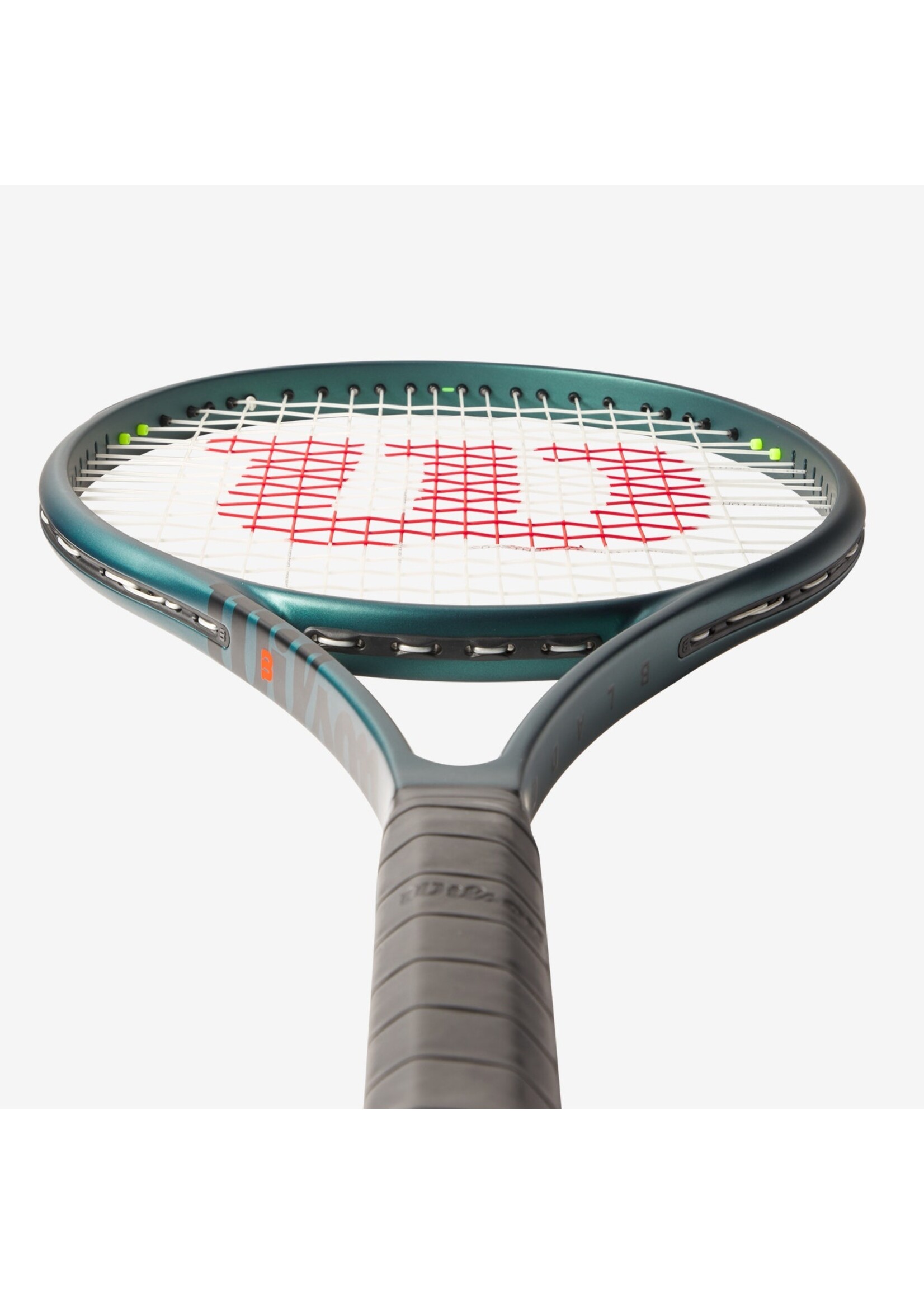 Wilson Wilson Blade 104 v9 Tennis Racket (2024)