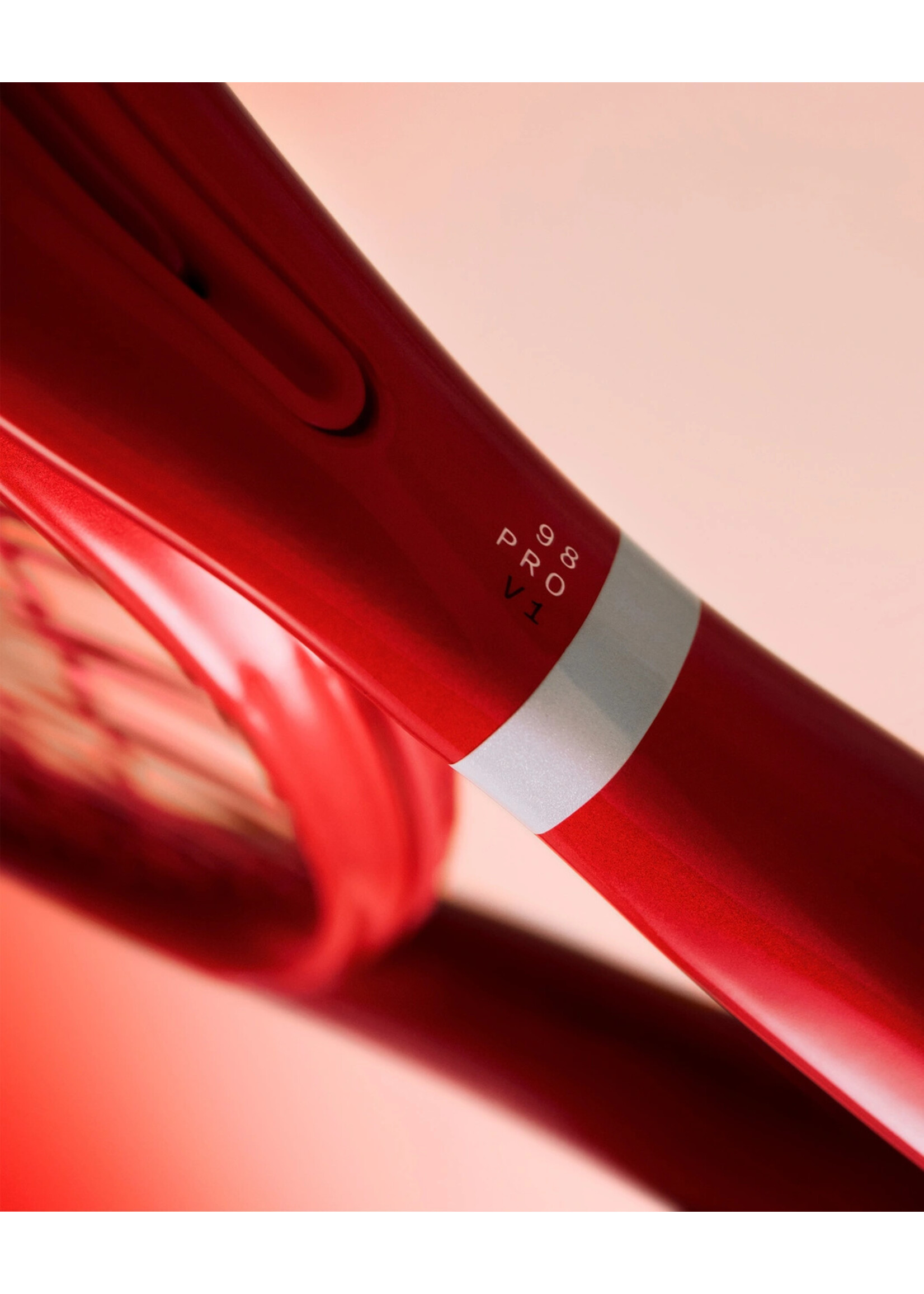 Wilson Wilson Defyer 98 Pro V1 Tennis Racket (2026) Concept Edition